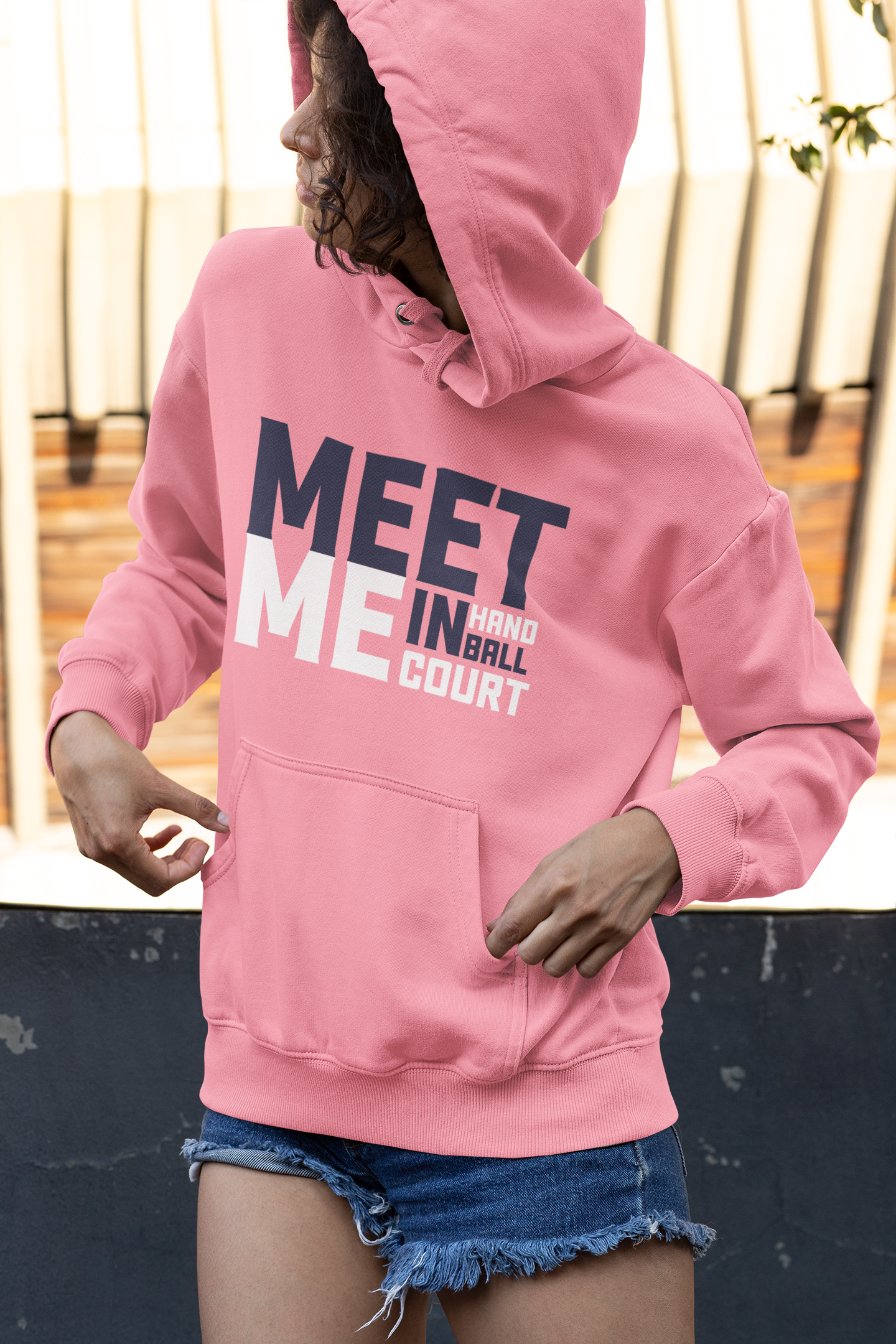 Meet me in handball court